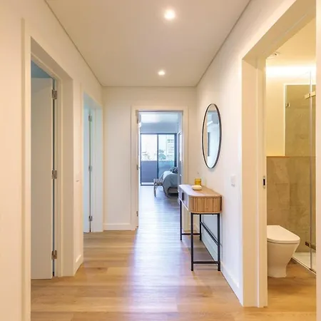 Sol Terraces Mirear - Modern With Gym And Garage Алжеш