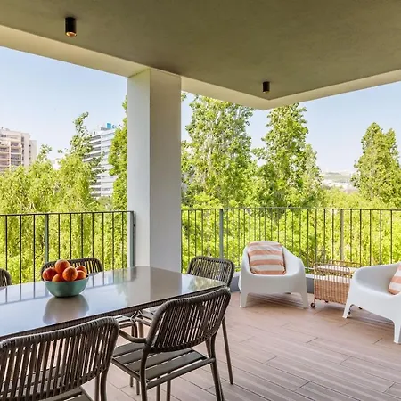 Апартаменты Sol Terraces Mirear - Modern With Gym And Garage Алжеш