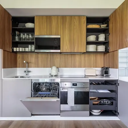 Sol Terraces Mirear - Modern With Gym And Garage Апартаменты *
